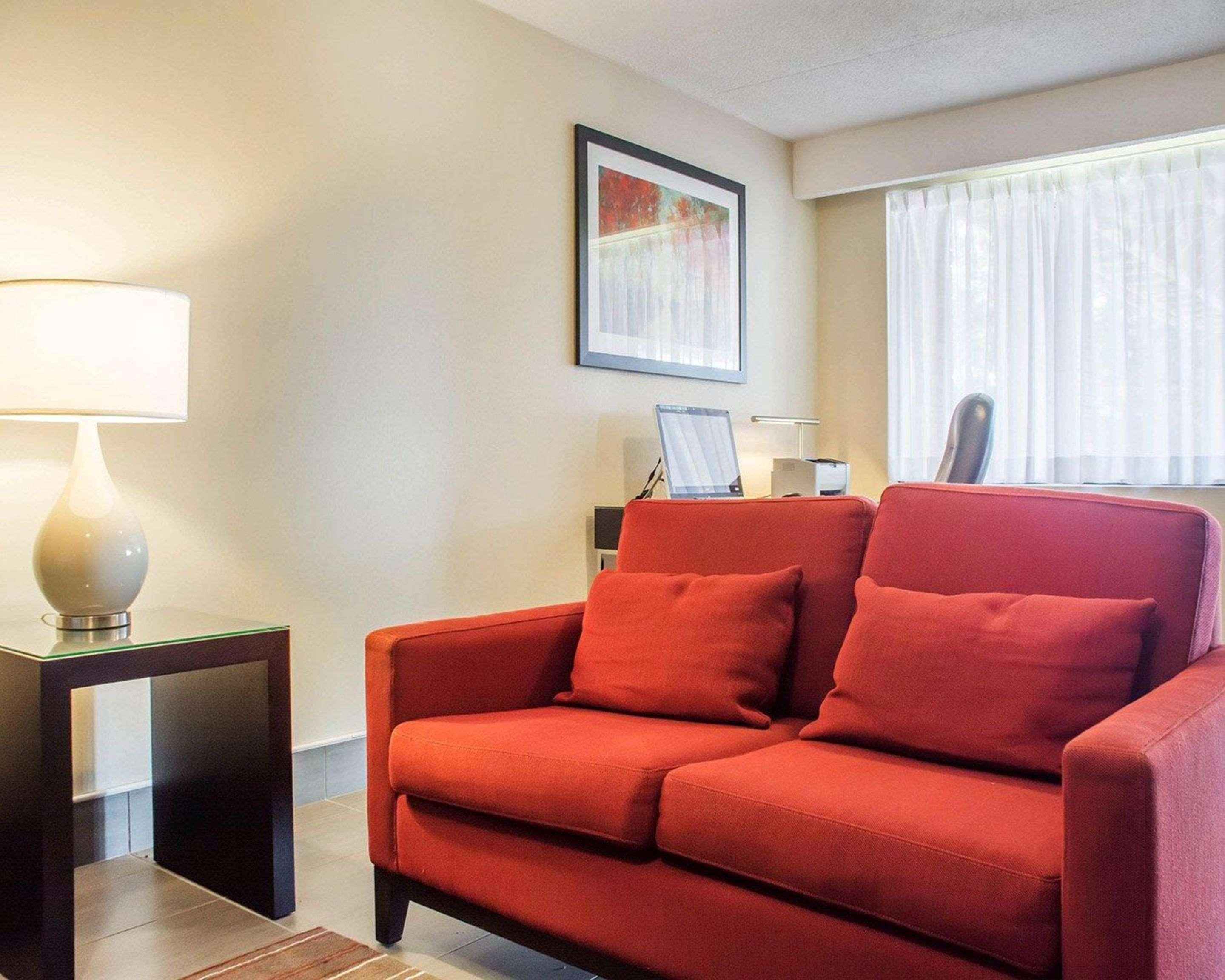 Comfort Inn Brantford Buitenkant foto