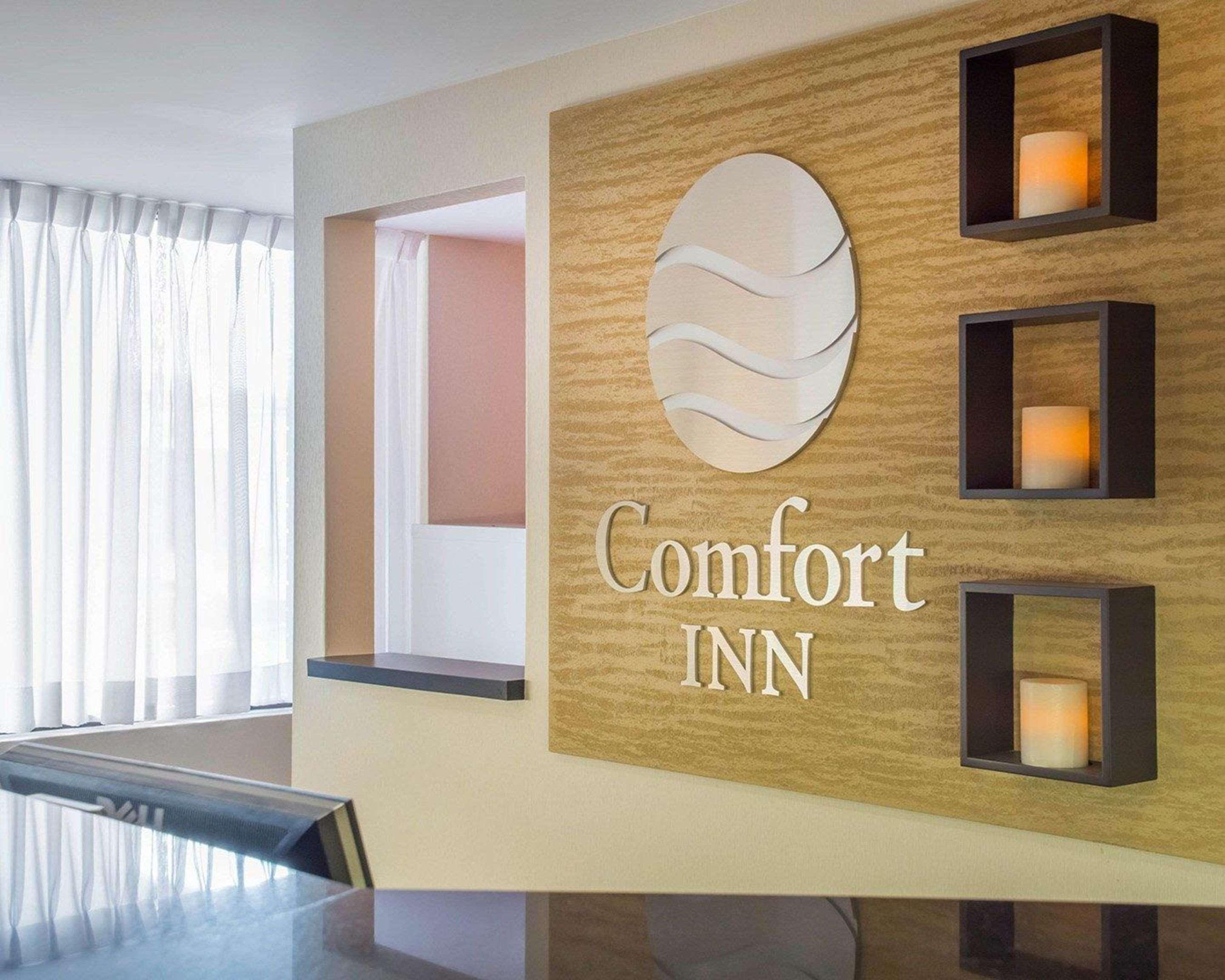Comfort Inn Brantford Buitenkant foto