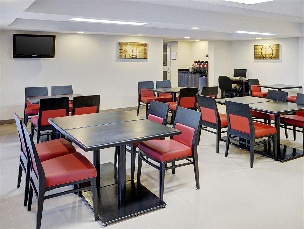 Comfort Inn Brantford Buitenkant foto